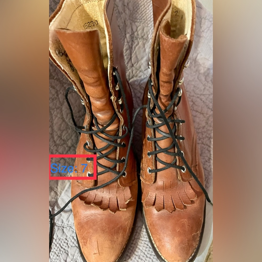 Nice and durable boots. Size: 7 1/2